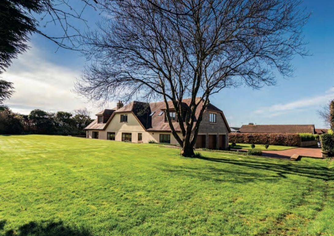 Gower Luxury Retreat: Spacious With Proximity Holiday home Parkmill