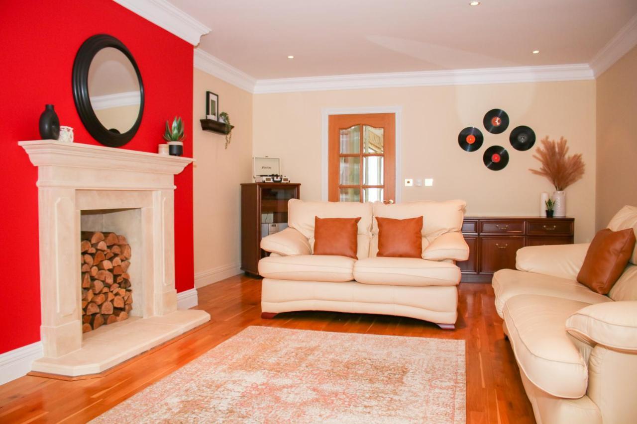 Holiday home Gower Luxury Retreat: Spacious With Proximity