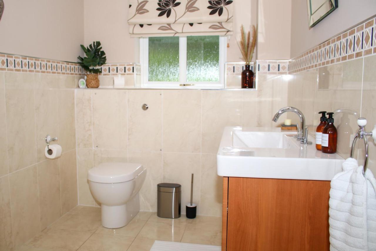 Gower Luxury Retreat: Spacious With Proximity Parkmill